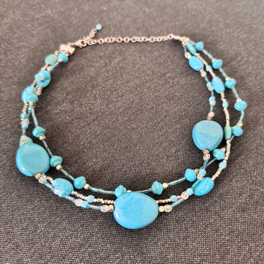 Stunning Vintage Avon Turquoise Beaded 3 Strand Layered Necklace Aprox‎ 20”